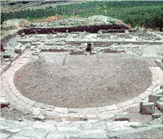 Εντυπωσιακό το θέατρο των  Φθιωτίδων Θηβών, της πόλης που  καταστράφηκε το 217 π.Χ. από  τον Φίλιππο Ε΄, θα γίνει  επισκέψιμο εν όψει των  Μεσογειακών Αγώνων  